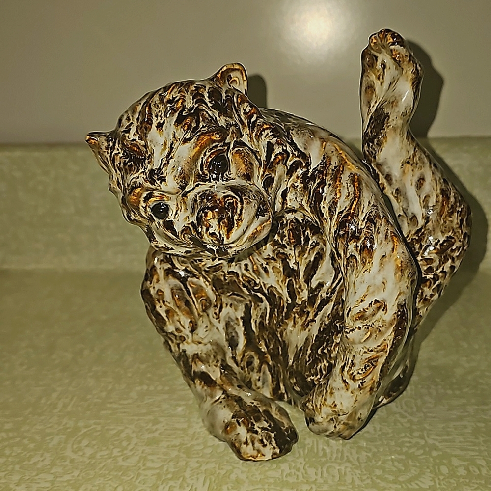 Monkey  sculpture